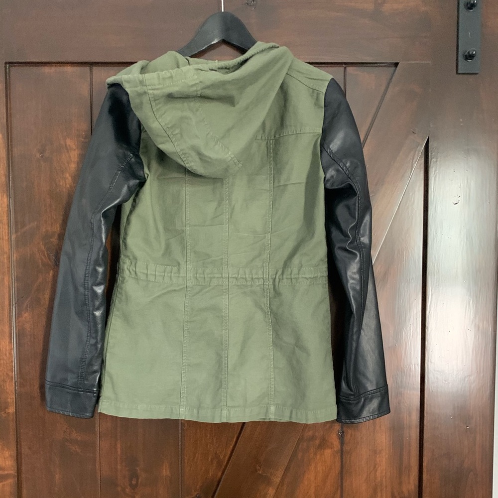 Mossimo Utility Jacket - Picture 2 of 2